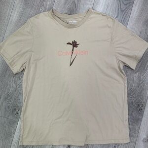 Calvin Klein women’s T shirt XL